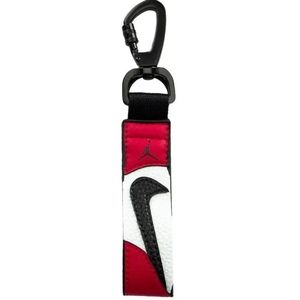 Nike Air Jordan Trophy Key Holder Unisex Gym Red Black NWT FN0412-624 ke…